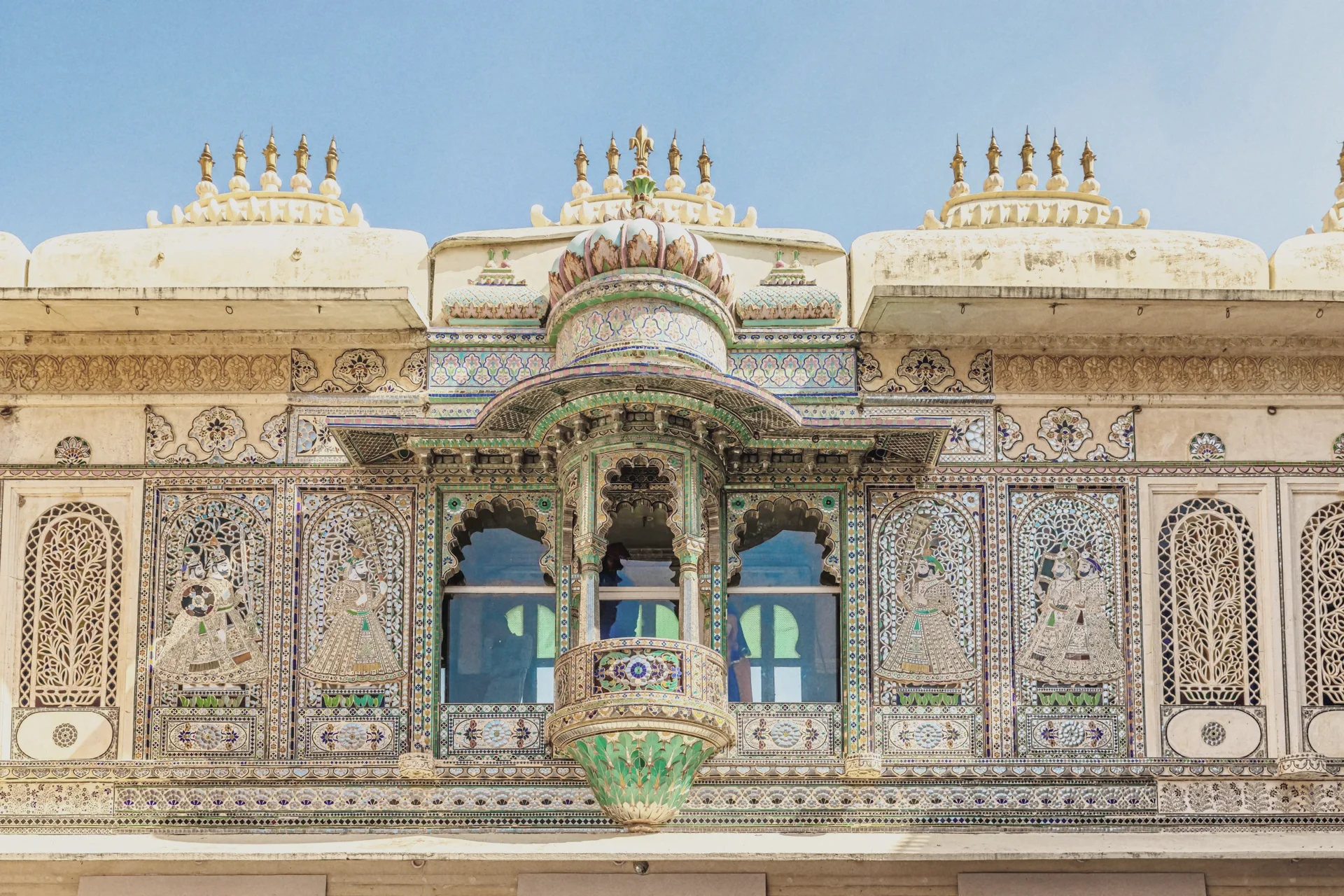 Suján Rajmahal Palace